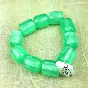 Bracelet Zen stretch Mint green acrylic beads Monk Ribbon Tag EUC